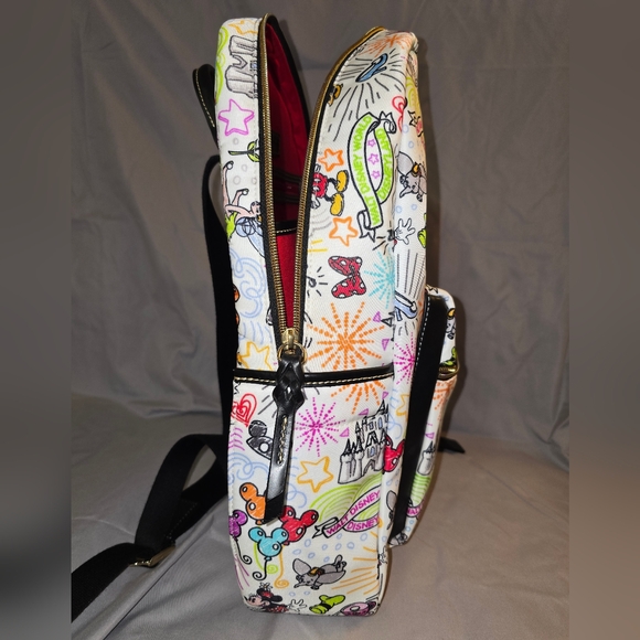 🎡 Disney Sketch Backpack by Dooney & Bourke — Excellent Used Condition - Picture 9 of 10